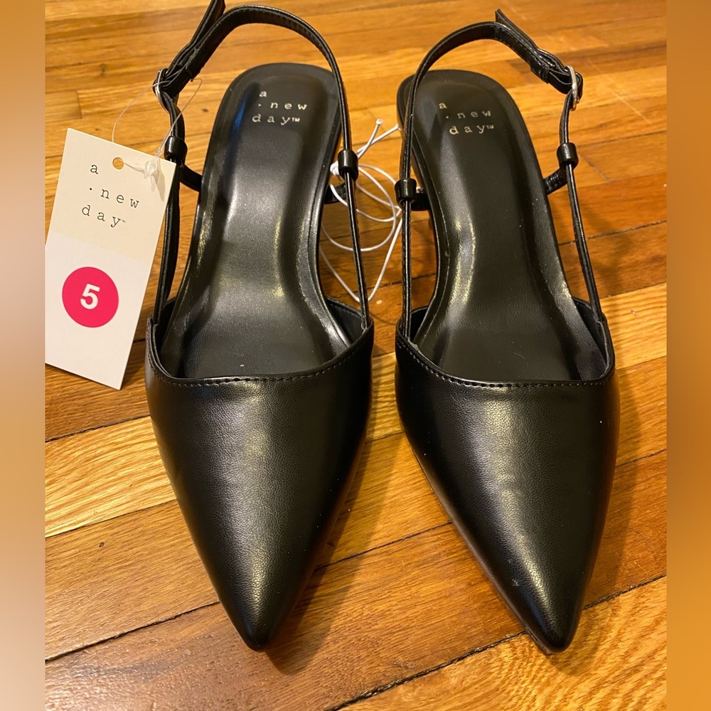 A New Day. Black, pointed-toe, sling back heels. Women’s 5. Never been worn!